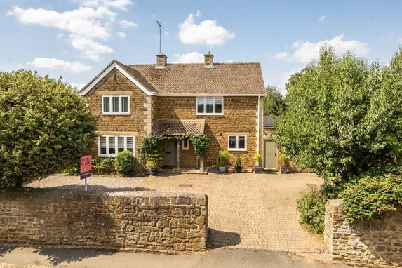 Stone Hill, Bloxham, OX15