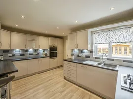 Coniston Drive, Balby, Doncaster thumb 3