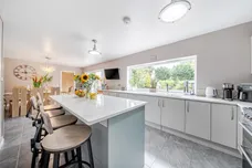 Whyteleafe Road, Caterham, CR3 photo 3
