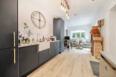 Whyteleafe Road, Caterham, CR3 photo 11