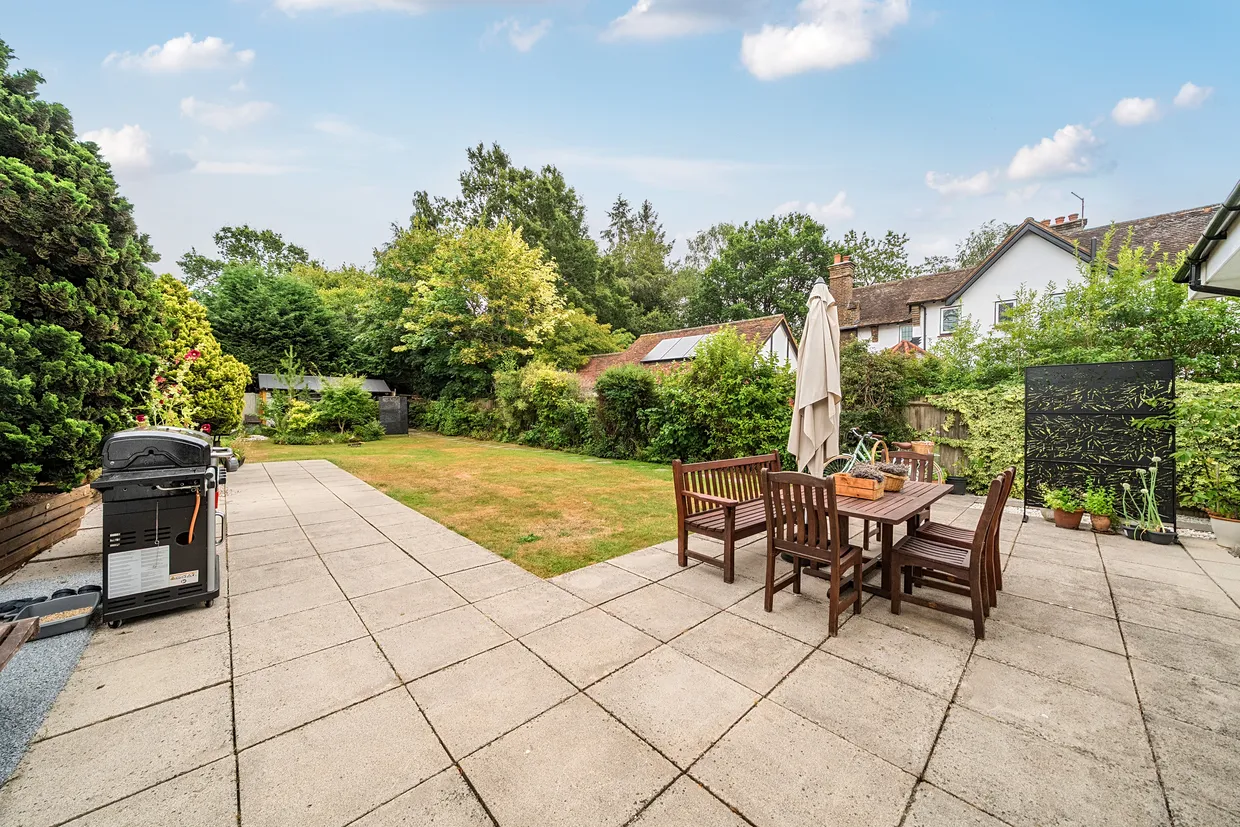 Whyteleafe Road, Caterham, CR3 photo 21