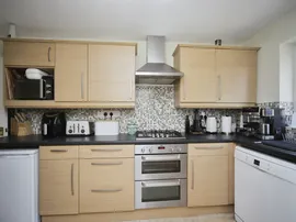 Feversham Way, TAUNTON thumb 2