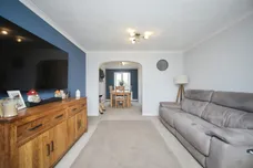 Feversham Way, TAUNTON