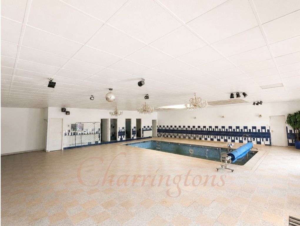 Magnificent Gated Six Bedroom Detached Residence with Indoor Swimming Pool Image 24