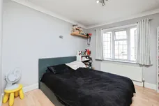 Biddenham Turn, Watford