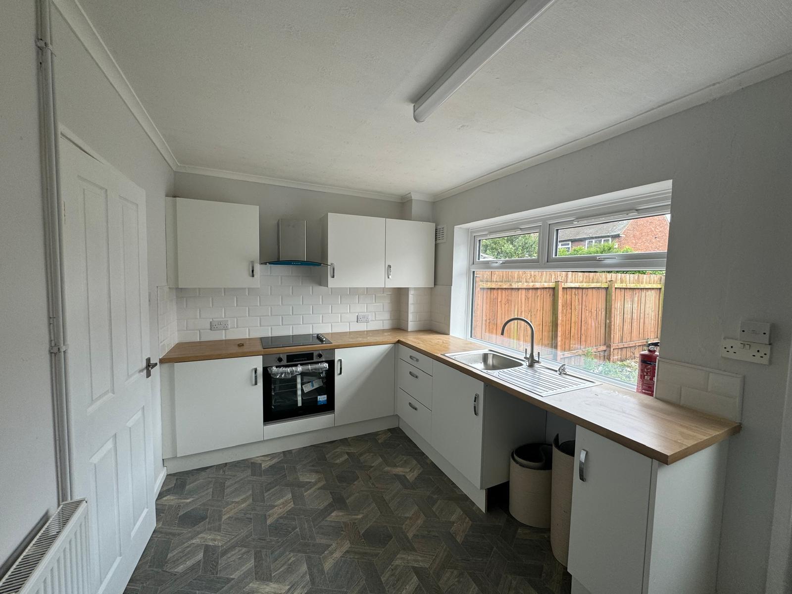 37 Dodswell Grove Image 3