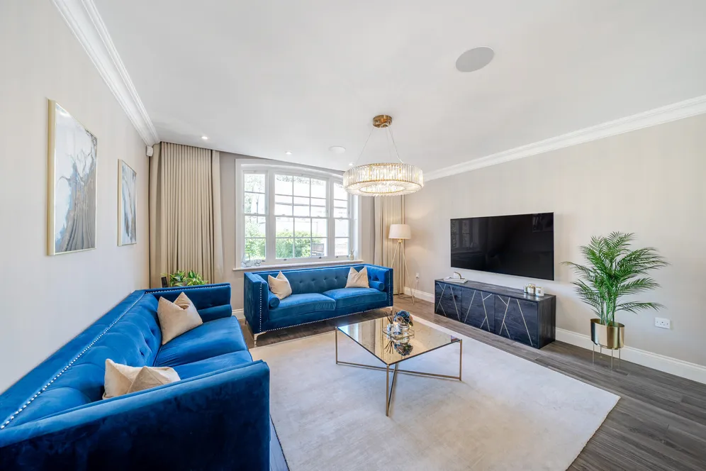 White Horse Close, Hertingfordbury, SG14 photo 6