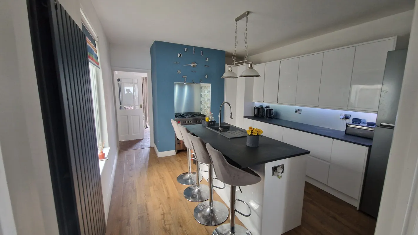 MACKWORTH ROAD, PORTHCAWL, CF36 5BP