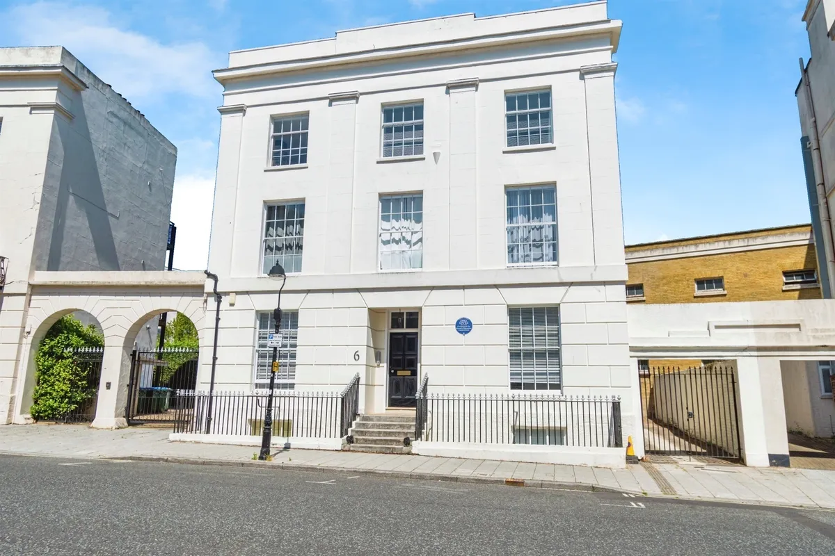 Carlton Crescent, Southampton