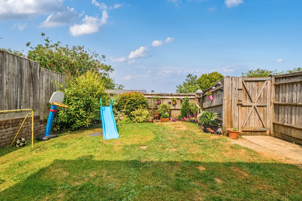 Valley View, Aldbourne, SN8 photo 3