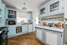 Queens Walk, Charmouth, Bridport