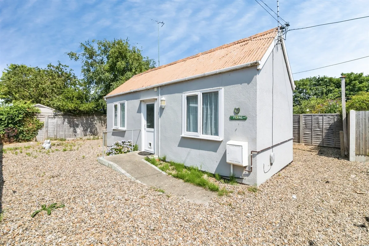 Willow Road, Lowestoft
