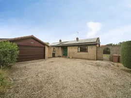 Earlsbrook, Bacton, STOWMARKET photo