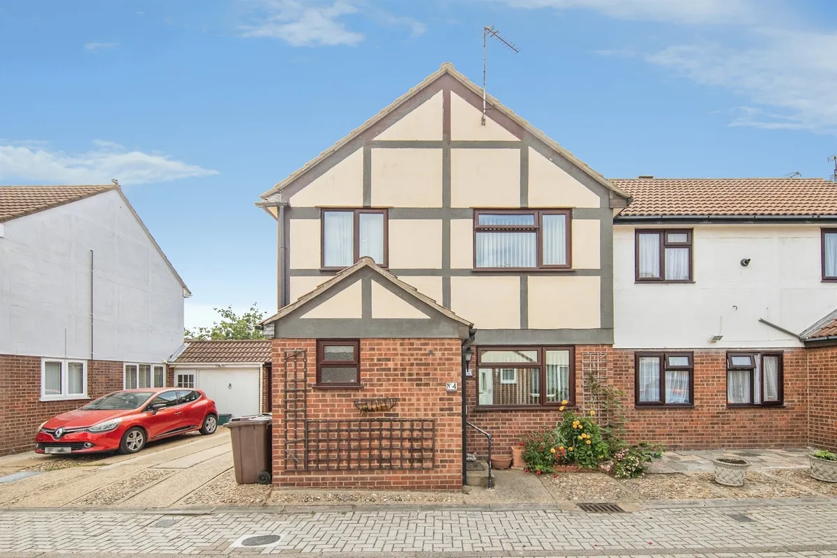 Kilburn Gardens, CLACTON-ON-SEA