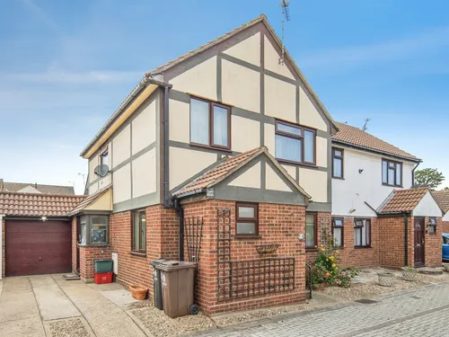 Kilburn Gardens, CLACTON-ON-SEAphoto