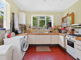 Wavendon Avenue, London thumb 3