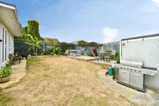 Edith Avenue North, Peacehaven