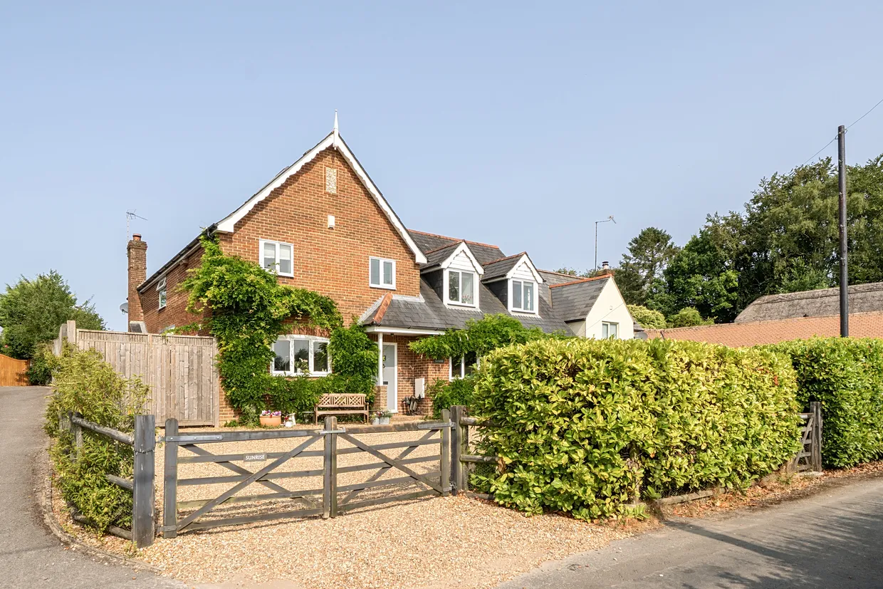 Dummer Down Lane, Basingstoke, RG25 photo 18