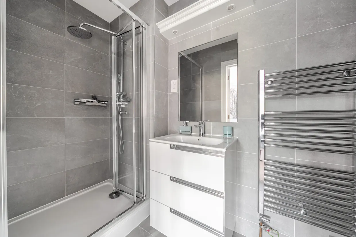 Evergreen, Thatcham, RG19 photo 14