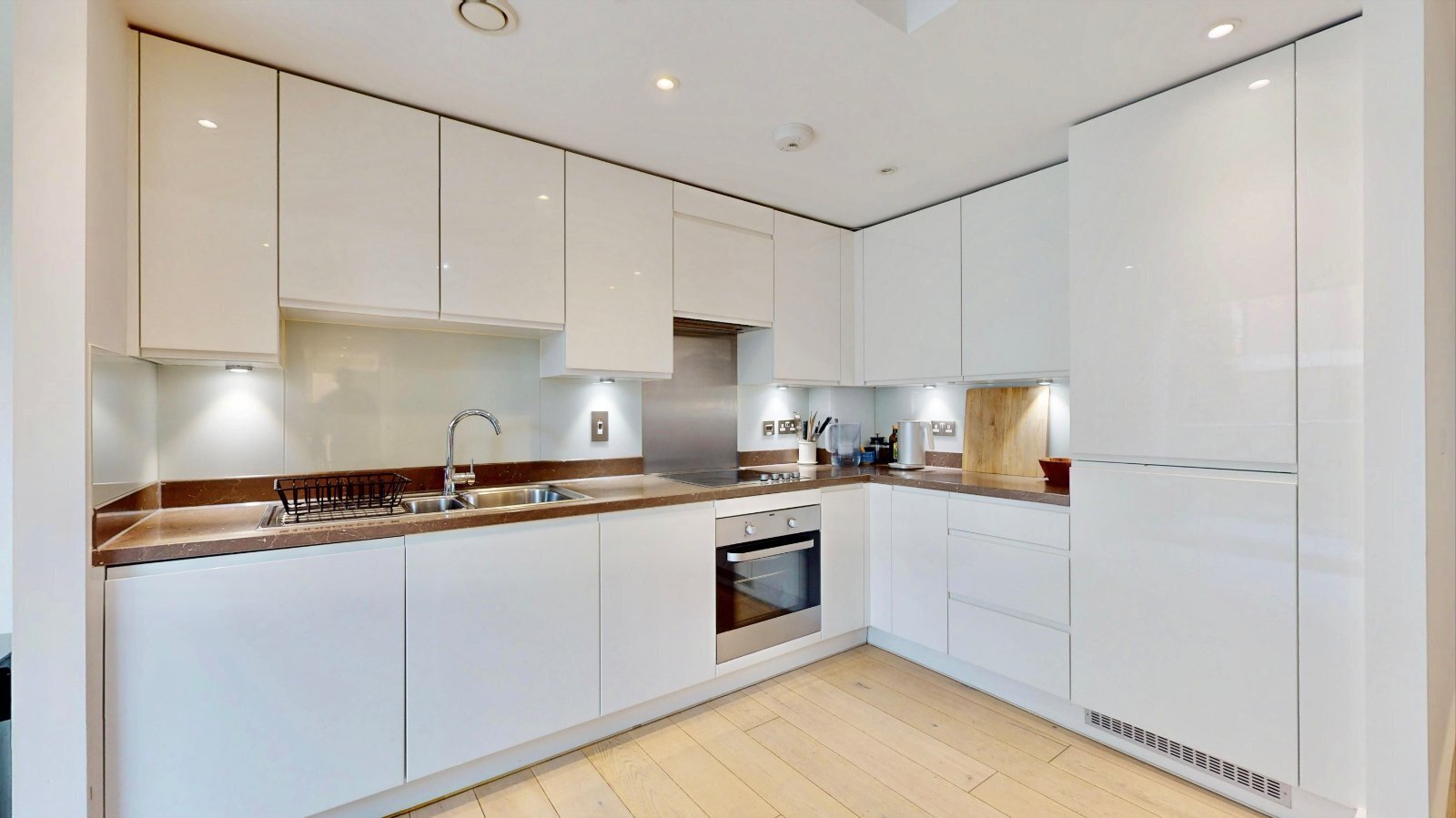 Claremont House, Maple Way, London, SE16 Image 2