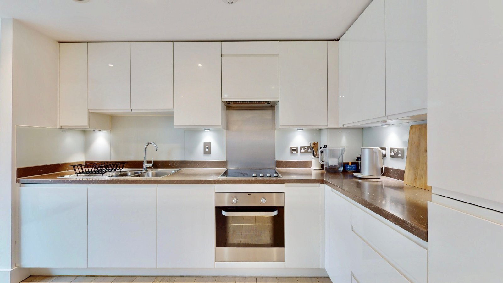 Claremont House, Maple Way, London, SE16 Image 4