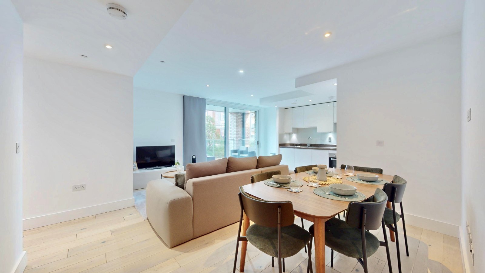 Claremont House, Maple Way, London, SE16 Image 5