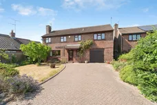 Pearsons Close, Holt