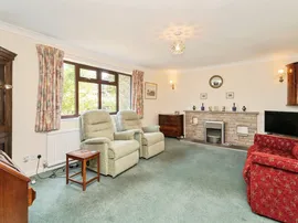 Pearsons Close, Holt thumb 3