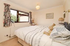 Pearsons Close, Holt