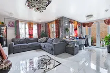 Esquiline Lane, Mitcham