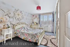 Esquiline Lane, Mitcham