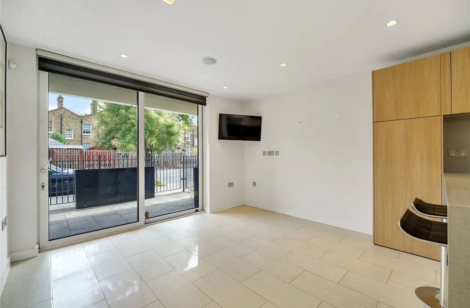 Property Photo 32