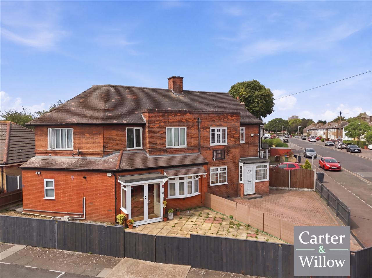 Baron Road, Essex Image 2