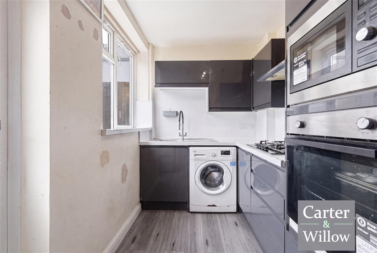 Goresbrook Road, Dagenham, Essex Image 5