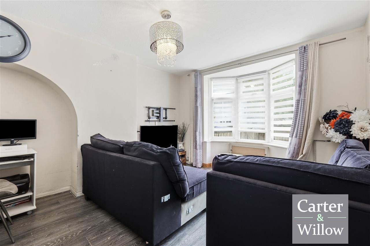 Goresbrook Road, Dagenham, Essex Image 7