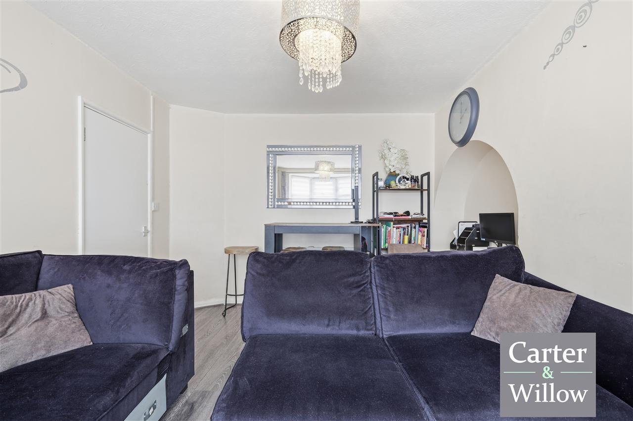 Goresbrook Road, Dagenham, Essex Image 8