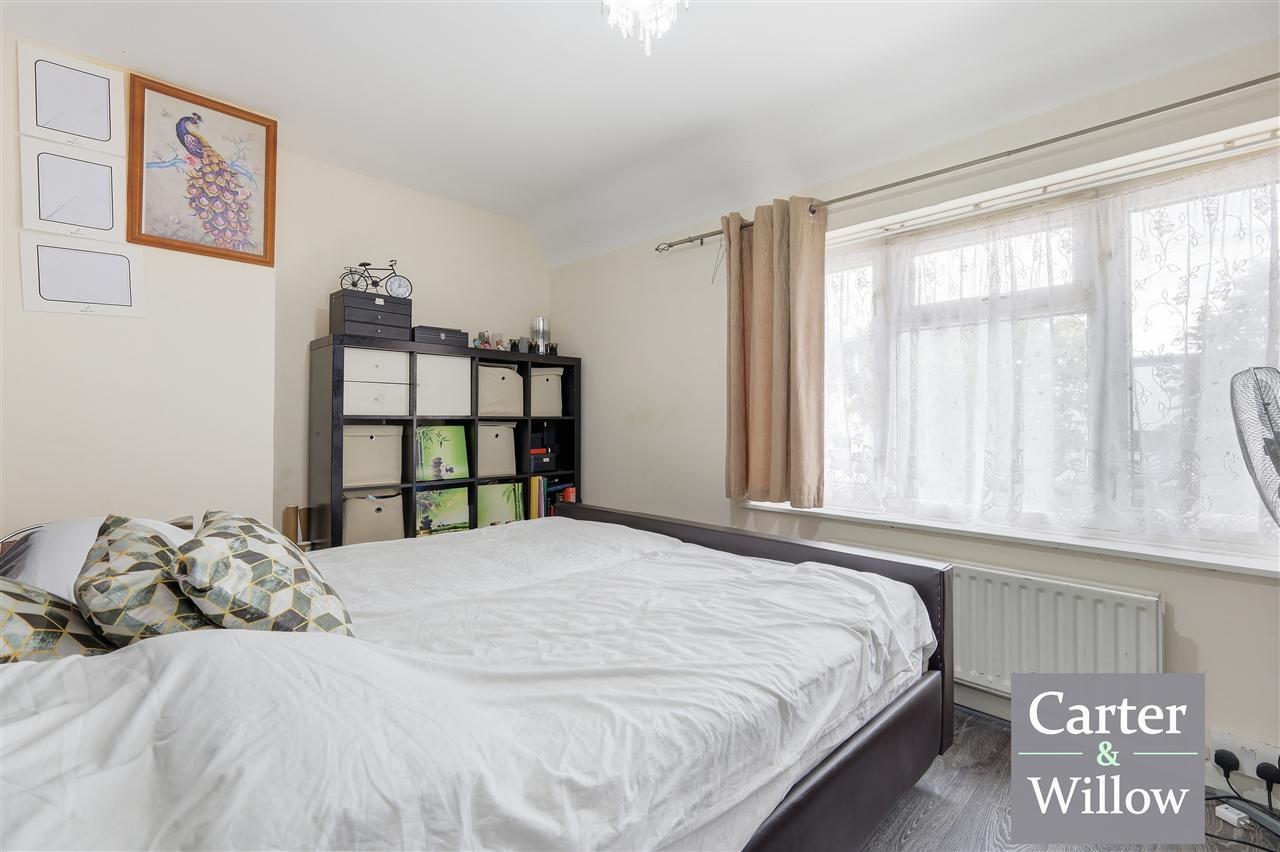 Goresbrook Road, Dagenham, Essex Image 12
