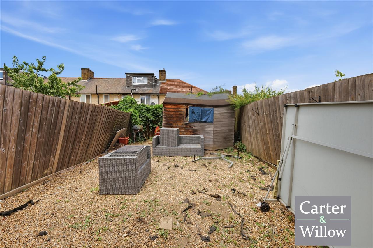Goresbrook Road, Dagenham, Essex Image 17