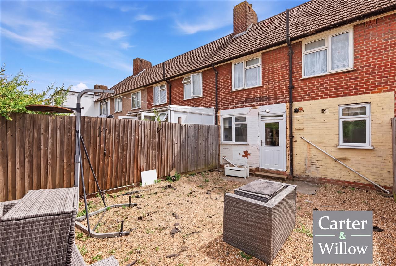 Goresbrook Road, Dagenham, Essex Image 18