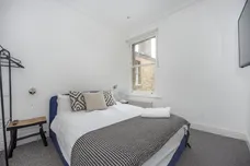 Barcombe Avenue London SW2 photo 6