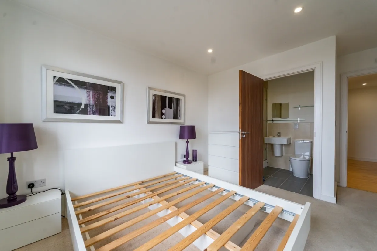 Chartfield Avenue London SW15 photo 7