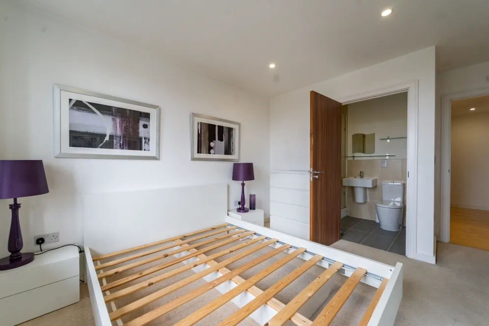 Chartfield Avenue London SW15 photo 7