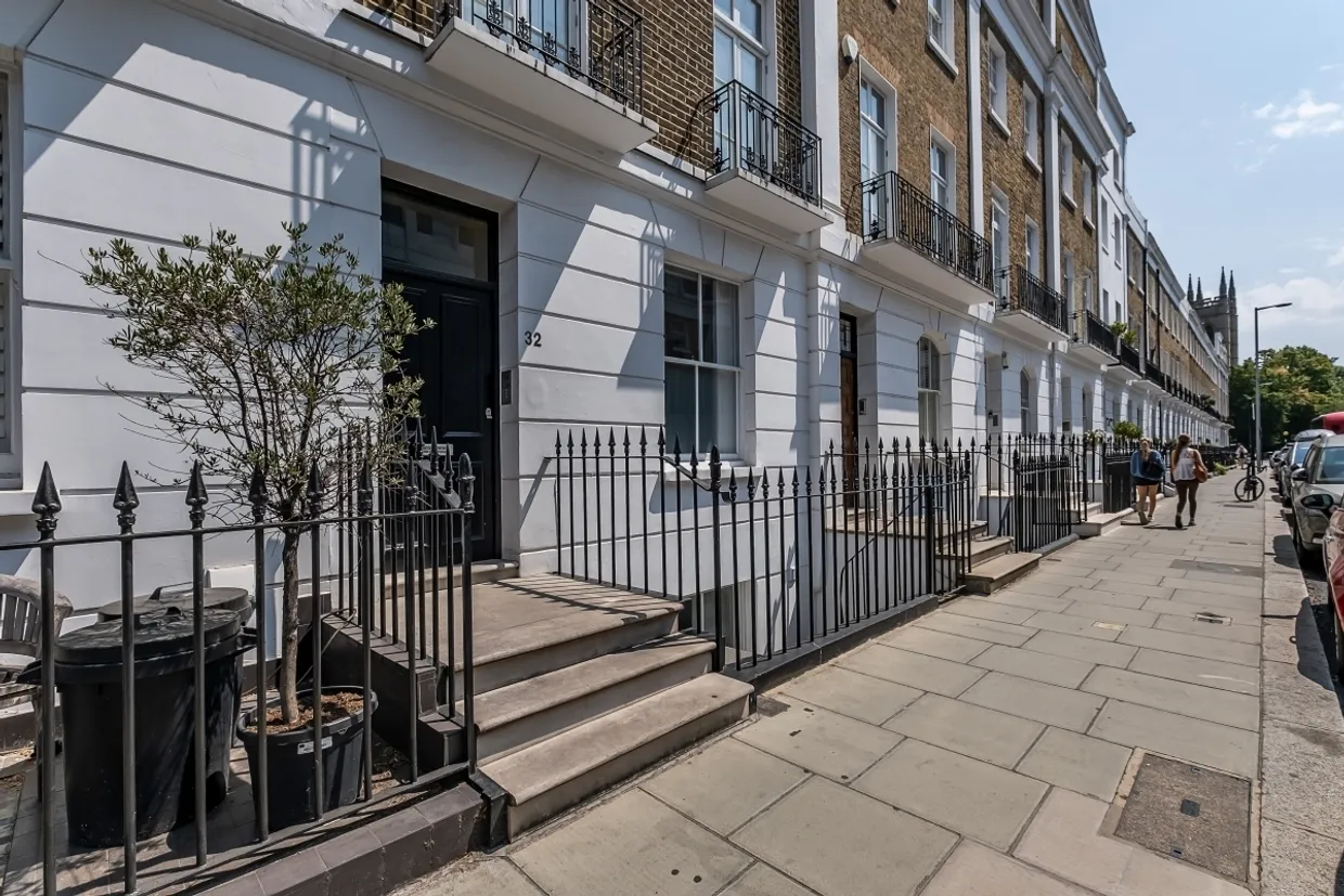 Sydney Street London SW3 photo 12