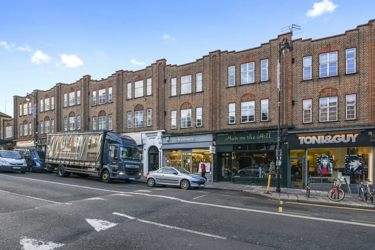 Crouch End Hill London N8 photo 7