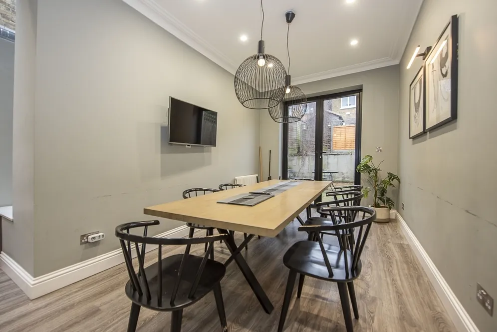 Barcombe Avenue London SW2 photo 15