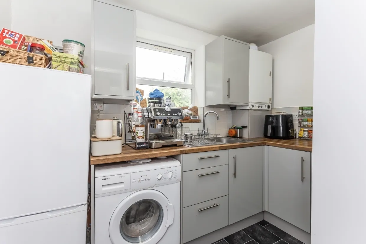 Bravington Road Maida Vale W9 photo 9