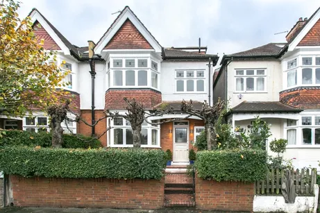 Kirkstall Road London SW2