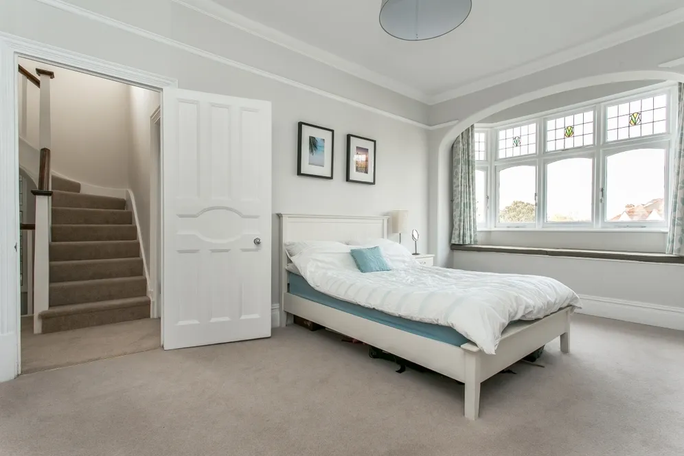 Kirkstall Road London SW2 photo 9