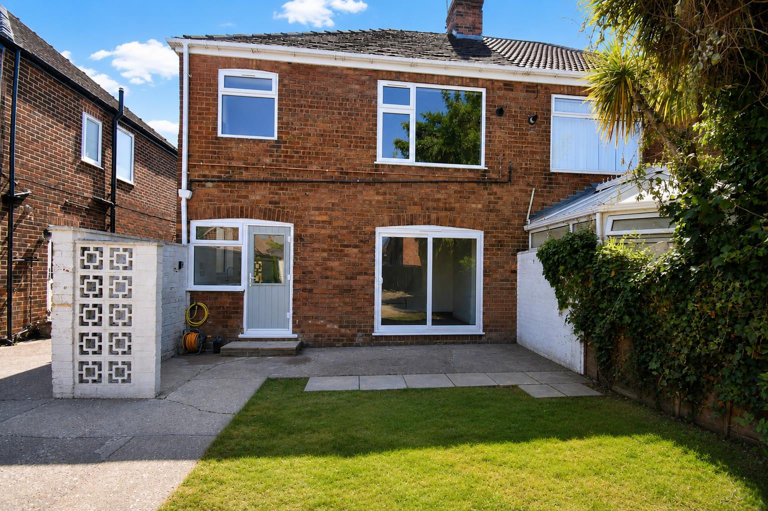 County Road North, Hull Image 16