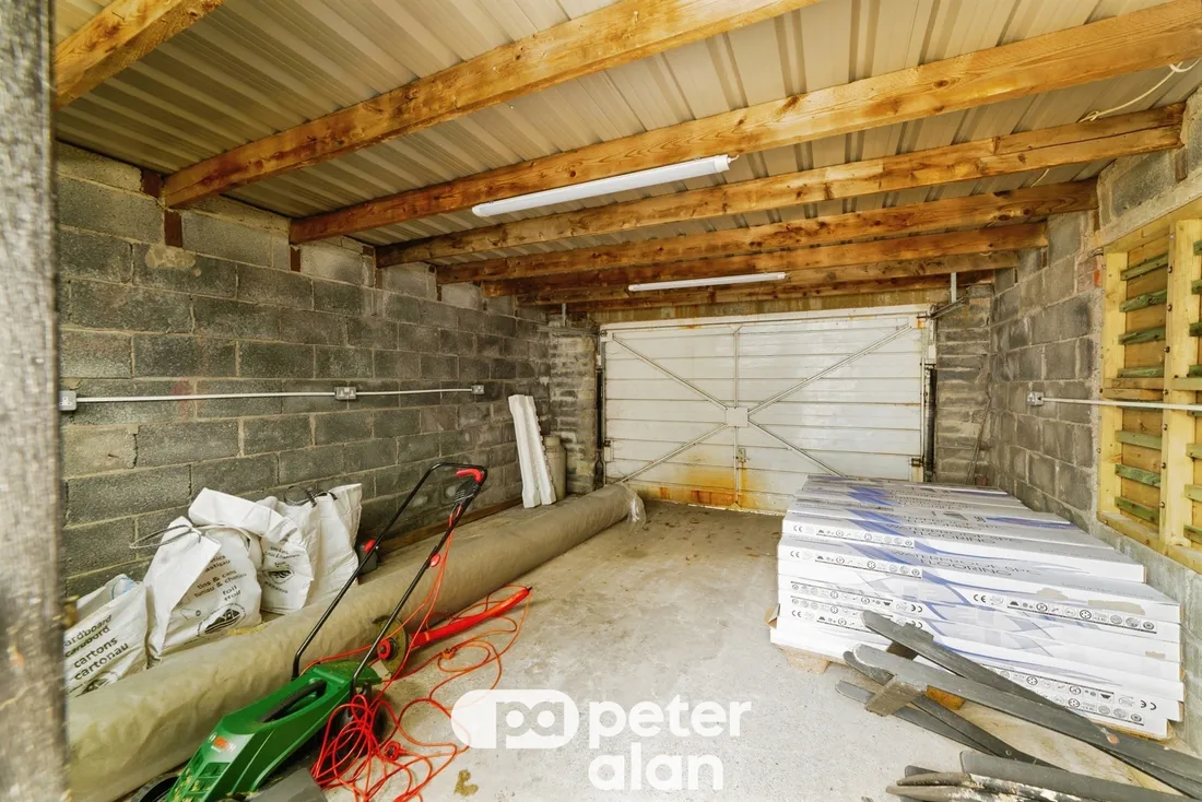 Property photo 32